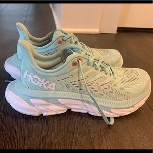 Hoka Clifton Edge